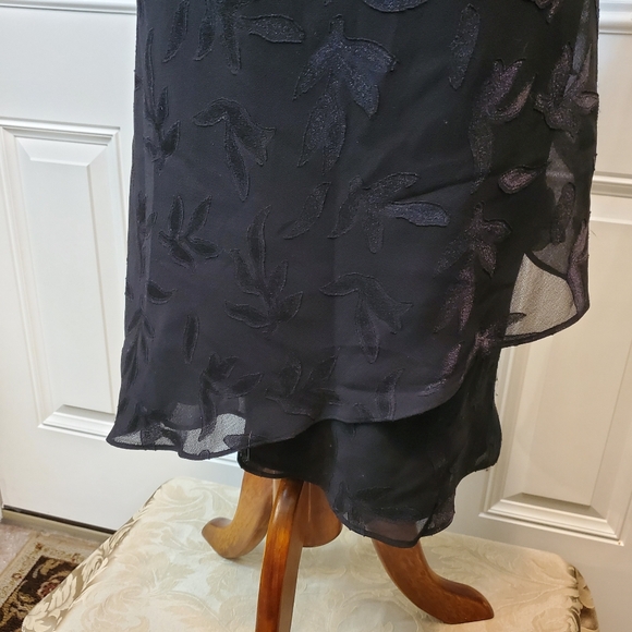 Evening Chiffon Layered Dress - Picture 5 of 8